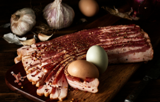 bacon bacon